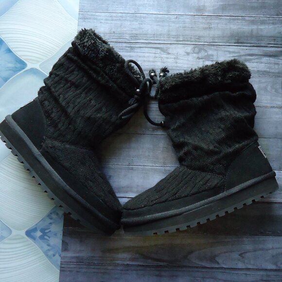 SIZE 7.5. Skechers Australia black knit ankle boots - Picture 7 of 16